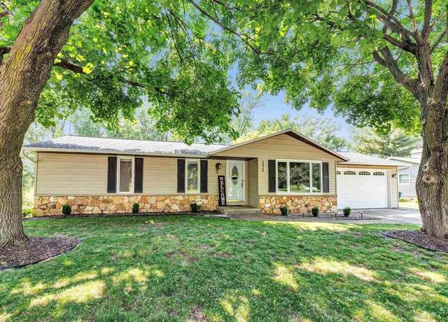 Property at 2432 Leona Dr, Green Bay, WI 54313, 3 beds, 2 baths