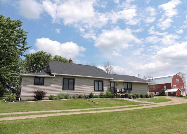 Property at 4752 Ginnow Rd, Omro, WI 54963, 4 beds, 2 baths