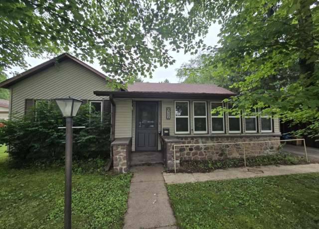 Property at 302 W Mill St, Plainfield, WI 54966, 2 beds, 1 bath