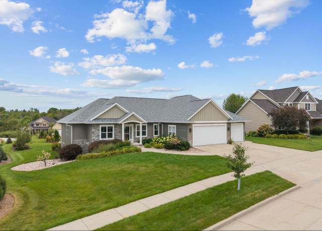 Property at 6648 N Kurey Dr, Appleton, WI 54913, 5 beds, 3.5 baths