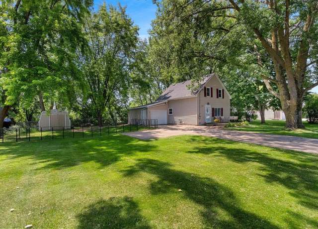 Property at 3320 Iris Ct, Green Bay, WI 54311, 3 beds, 1.5 baths