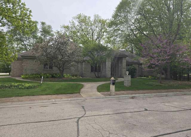 Property at 995 Highland Springs Ct, Oneida, WI 54155, 3 beds, 3.5 baths