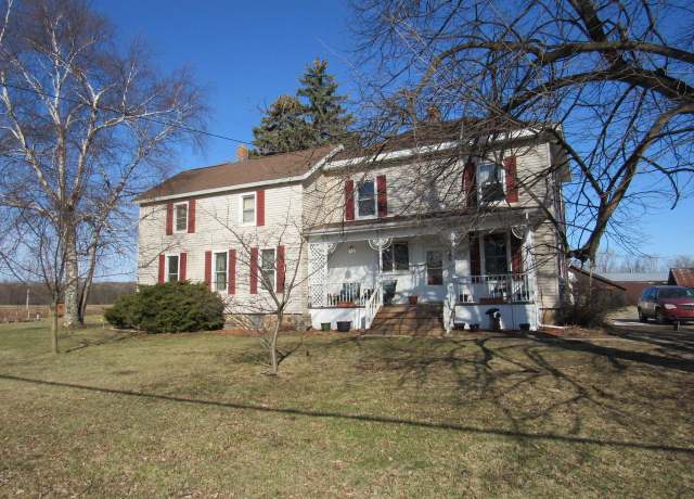 Property at 1489 County Road Jj, Neenah, WI 54956, 6 beds, 3 baths
