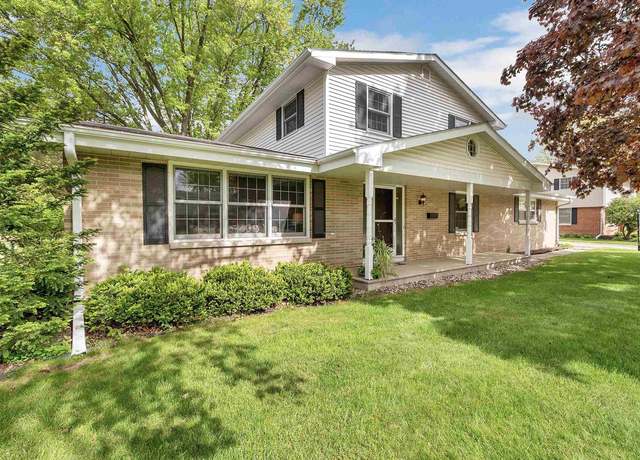 Property at 108 S Clay St, De Pere, WI 54115, 4 beds, 2.5 baths
