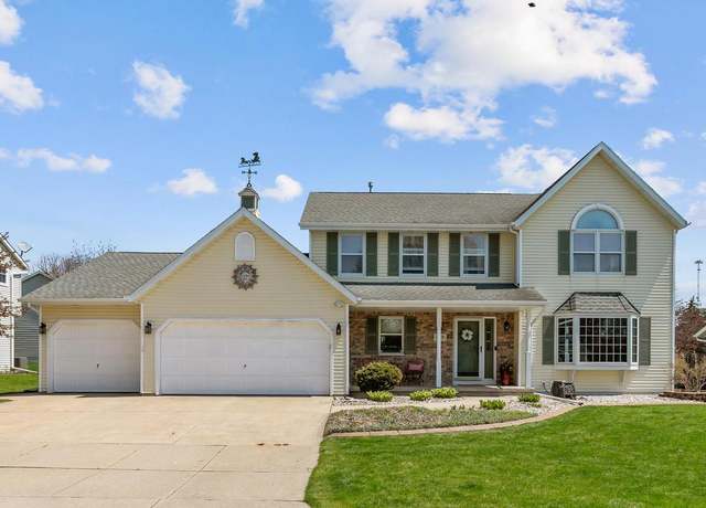 Property at 5 Diane Ln, Appleton, WI 54915, 5 beds, 3.5 baths