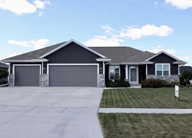 Property at 2494 Ballyvaughan Rd, De Pere, WI 54115, 3 beds, 2 baths