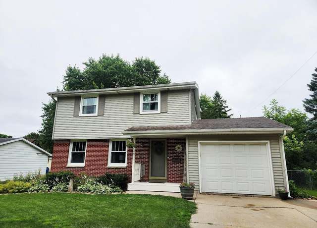 Property at 730 Washington Ave, North Fond Du Lac, WI 54937, 3 beds, 1.5 baths