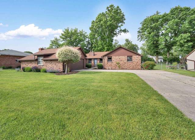 Property at 1763 Highview St, De Pere, WI 54115, 3 beds, 1.5 baths