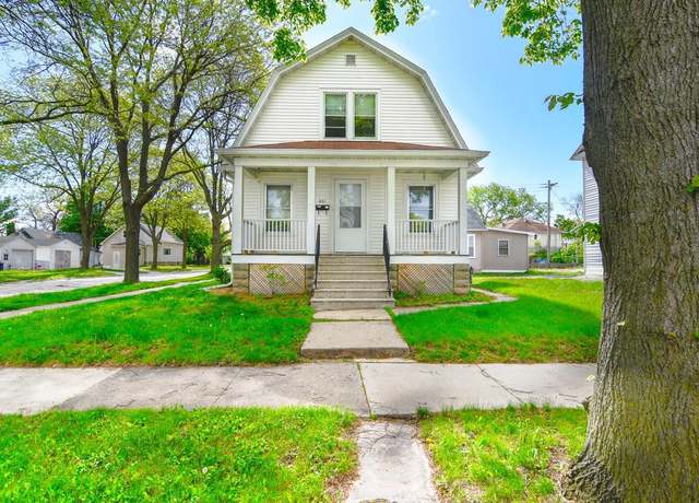Property at 801 11th Ave, Green Bay, WI 54304, 3 beds, 1 bath