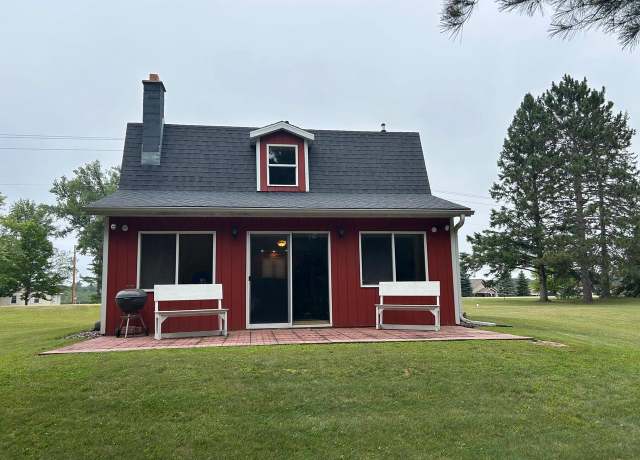 Property at 11922 State Highway 32, Suring, WI 54174, 2 beds, 1 bath