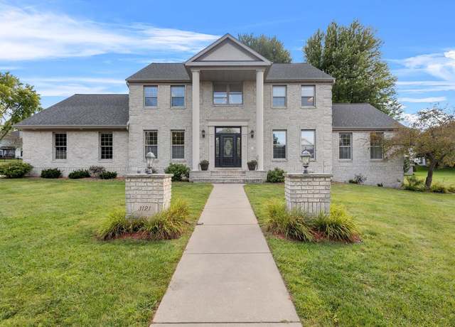 Property at 3121 Squire Ct, Green Bay, WI 54313, 4 beds, 3 baths