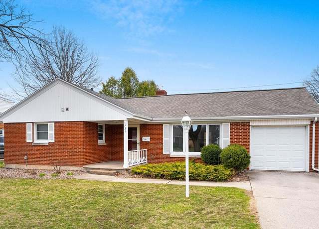 Property at 733 Northern Ave, Green Bay, WI 54303, 2 beds, 1 bath