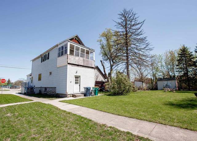 Property at 302 W Division St, Fond Du Lac, WI 54935, 3 beds, 2 baths