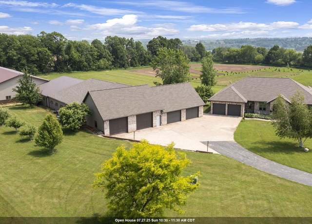 Property at W7371 Butterfly Ln, Shiocton, WI 54170, 5 beds, 3.5 baths