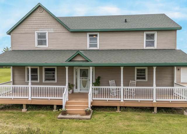 Property at 3342 County Rd G, Neenah, WI 54956, 5 beds, 1.5 baths