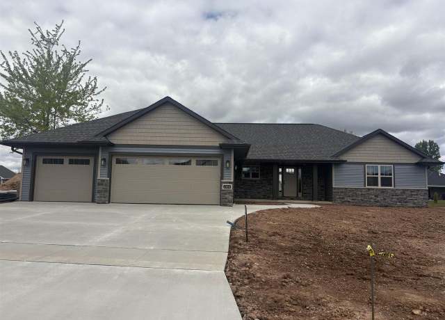 Property at 1354 Shelby Ln, De Pere, WI 54115, 3 beds, 2.5 baths