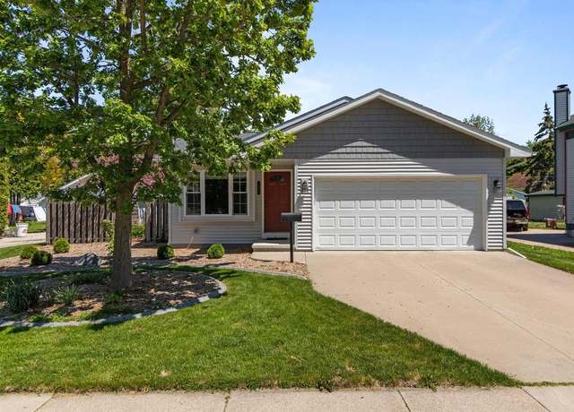 Property at 1242 Liberty St, Oshkosh, WI 54901, 3 beds, 1 bath