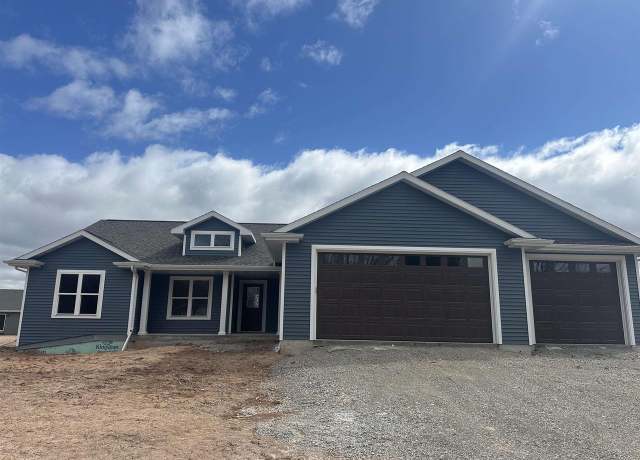 Property at 1308 S Jade Dr, Appleton, WI 54915, 3 beds, 2 baths