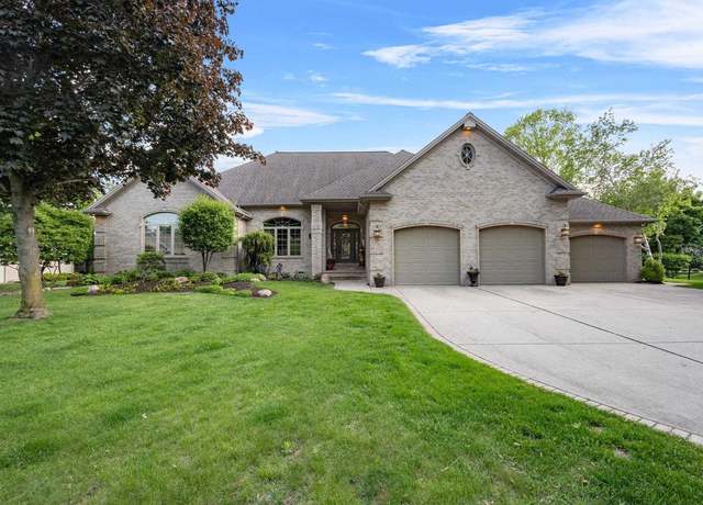 Property at 1088 Huntington Way, Suamico, WI 54173, 4 beds, 3.5 baths
