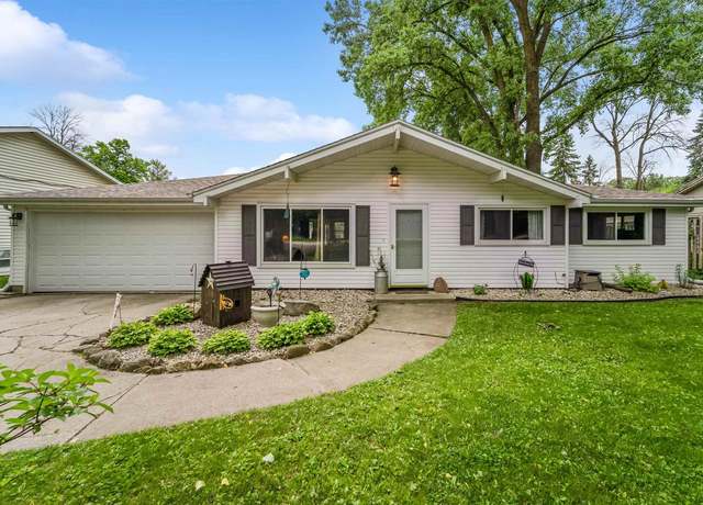 Property at 2561 County Rd Jj, Neenah, WI 54956, 3 beds, 1.5 baths