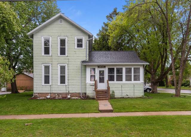 Property at 805 N State St, Appleton, WI 54911, 3 beds, 2 baths
