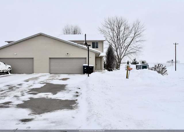 Property at 914 Riverview Dr, Little Suamico, WI 54141, 3 beds, 1.5 baths