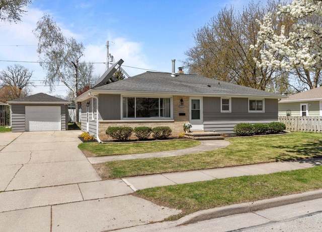 Property at 2519 N Owaissa St, Appleton, WI 54911, 3 beds, 1.5 baths