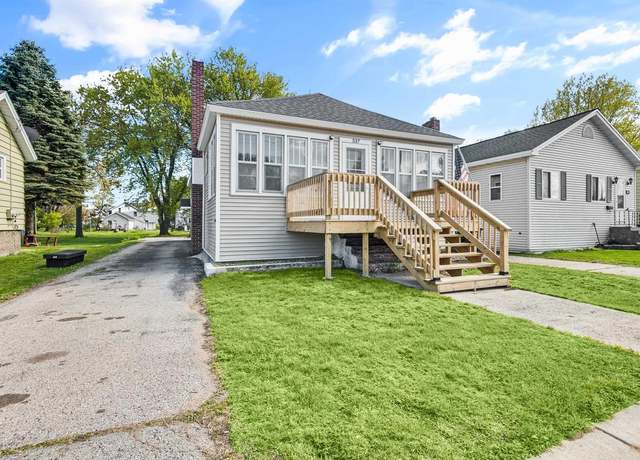 Property at 537 6th Ave, Menomonie, MI 49858, 3 beds, 1 bath