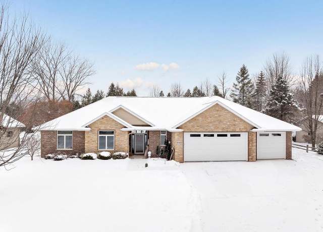 Property at 1043 S 18th Pl, Sturgeon Bay, WI 54235, 3 beds, 2 baths