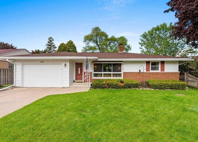 Property at 1587 Crooks St, Green Bay, WI 54302, 2 beds, 2 baths