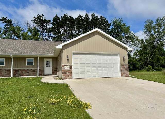 Property at 2123 Abbey Rd, New London, WI 54961, 3 beds, 2 baths