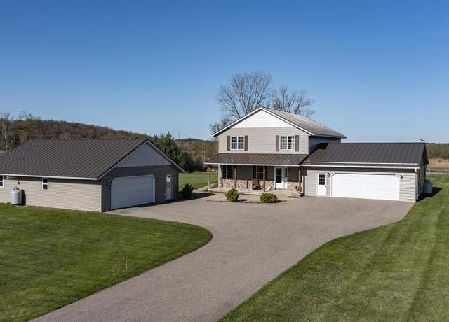 Property at N1195 Pope Rd, Waupaca, WI 54981, 3 beds, 2.5 baths