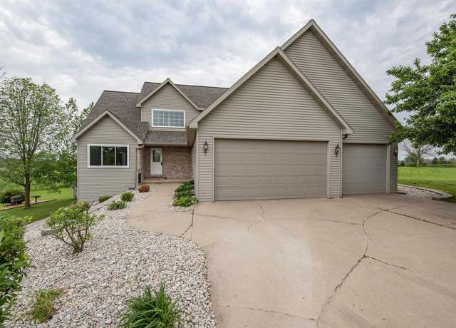 Property at 3986 Lily Lake Rd, Green Bay, WI 54311, 3 beds, 3.5 baths