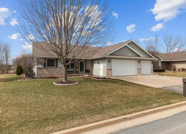 Property at 1414 Chesterfield Ct, Menasha, WI 54952, 3 beds, 3.5 baths