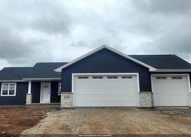 Property at 2035 Red Fox Ln, Kaukauna, WI 54130, 3 beds, 2 baths