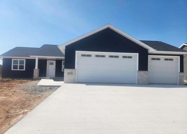 Property at 2035 Red Fox Ln, Kaukauna, WI 54130, 3 beds, 2 baths