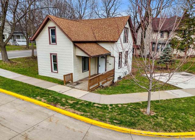 Property at 507 Reaume Ave, Kaukauna, WI 54130, 3 beds, 1.5 baths