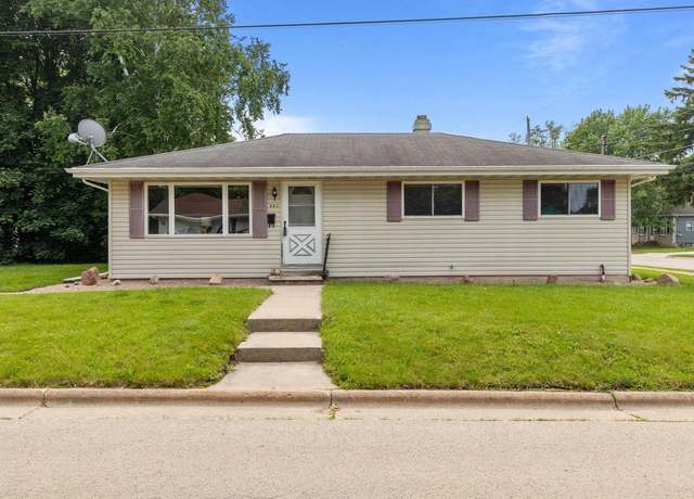 Property at 237 Droeger St, Seymour, WI 54165, 3 beds, 1 bath