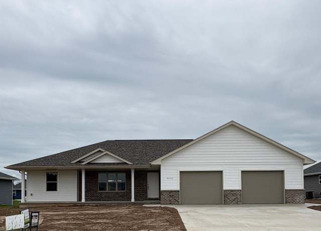 Property at 4603 Paul Ln, Green Bay, WI 54313, 3 beds, 2 baths