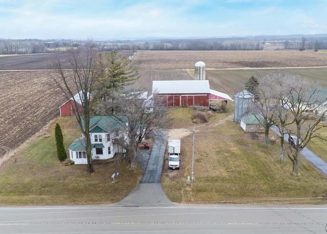 Property at N760 County Road M, Hortonville, WI 54944, 3 beds, 2 baths