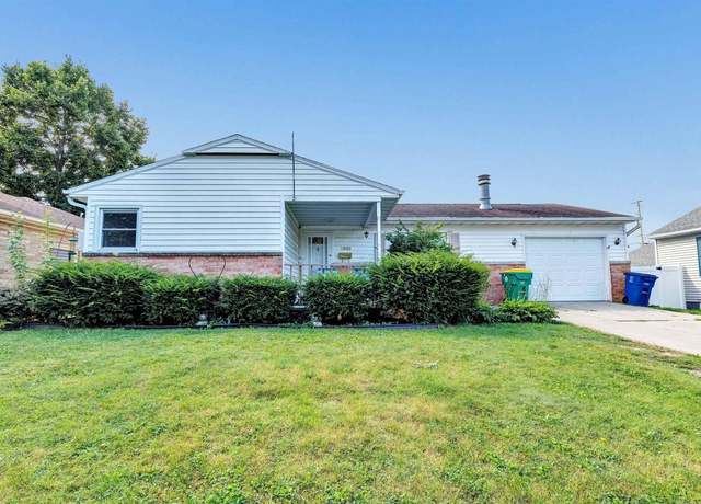 Property at 1938 Newberry Ave, Green Bay, WI 54302, 3 beds, 2 baths
