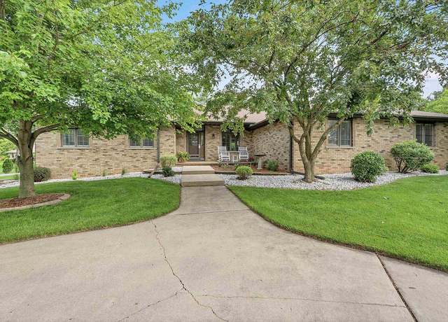 Property at 470 Earnhardt Ct, Green Bay, WI 54311, 4 beds, 3.5 baths