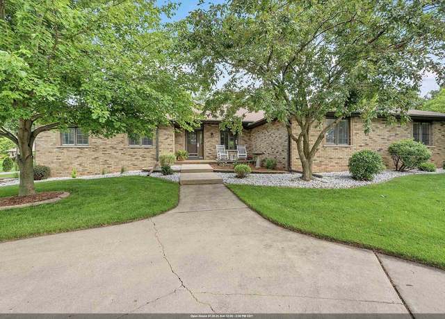 Property at 470 Earnhardt Ct, Green Bay, WI 54311, 4 beds, 3.5 baths