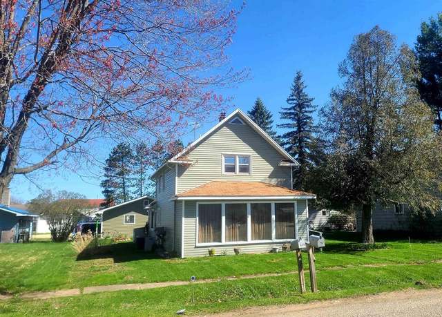 Property at 628 School St, White Lake, WI 54491, 3 beds, 1.5 baths