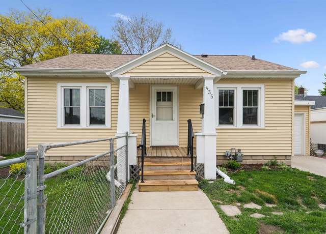 Property at 435 Newhall St, Green Bay, WI 54302, 2 beds, 1 bath