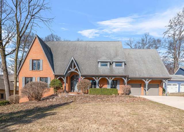 Property at 2060 Wintergreen Ct, Green Bay, WI 54304, 4 beds, 3 baths