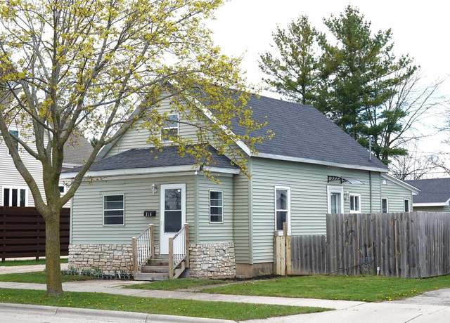 Property at 216 Harrison St, North Fond Du Lac, WI 54937, 3 beds, 1 bath