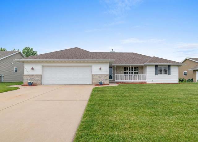 Property at 765 N Melcorn Cir, De Pere, WI 54115, 3 beds, 2 baths
