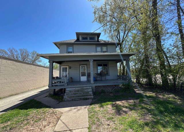 Property at 209 Nicolet Blvd, Neenah, WI 54956, 2 beds, 2 baths