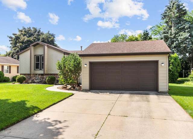 Property at 1145 W 19th Ave, Oshkosh, WI 54902, 4 beds, 2 baths